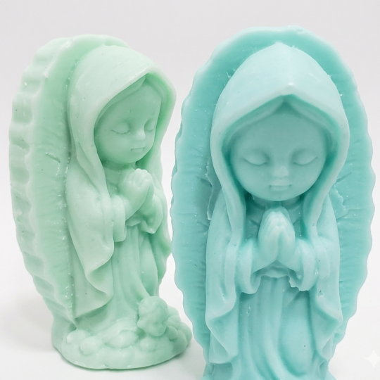 GUADALUPE LISA, PEQUEÑA